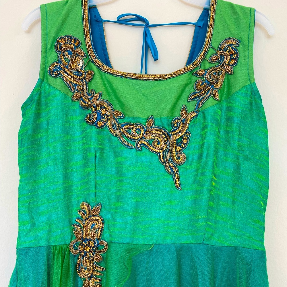 Traditional dress